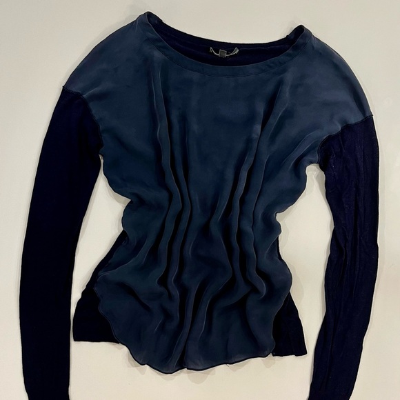 Women's Top "Vince" Silk Long Sleeve Blouse in Navy Blue Size Small - Picture 2 of 5